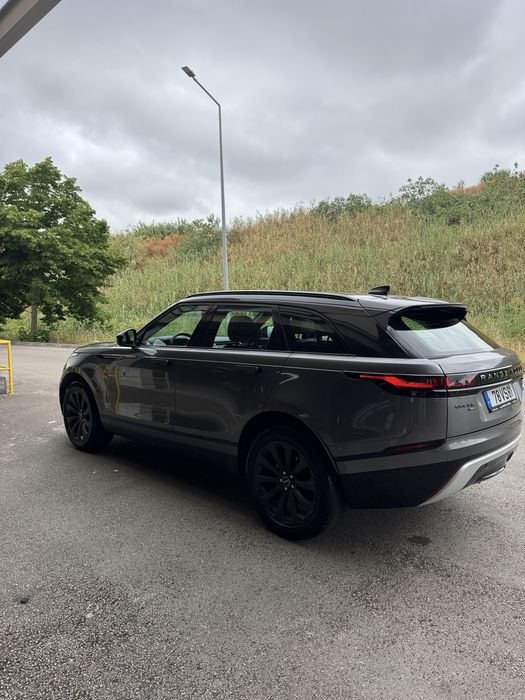 LANDE ROVER VELAR