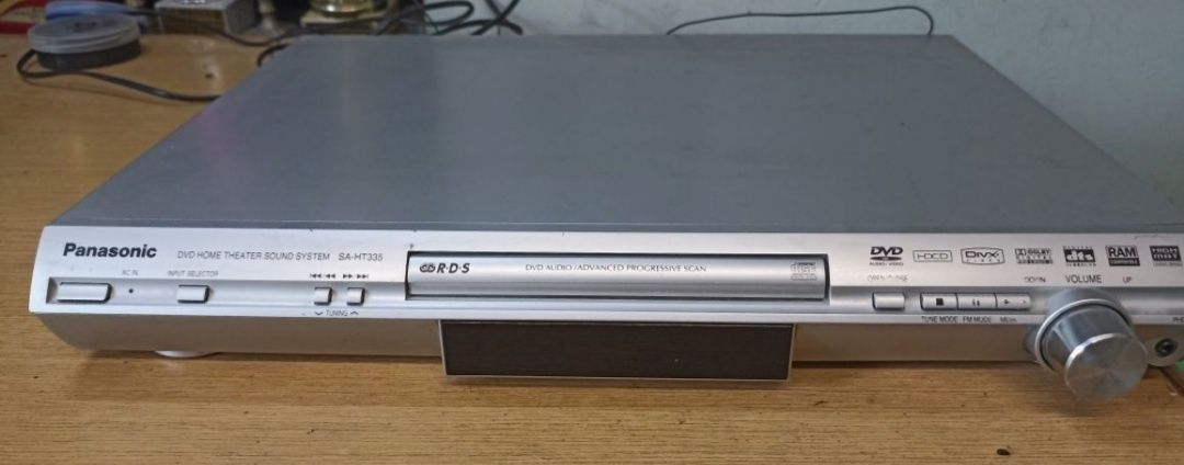Kino domowe SA-HT 335