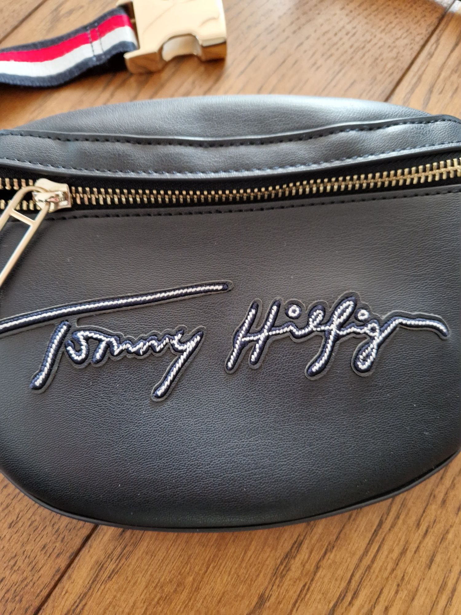 Nerka saszetka damska Tommy Hilfiger