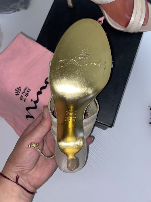 Босоніжки, можна обмін