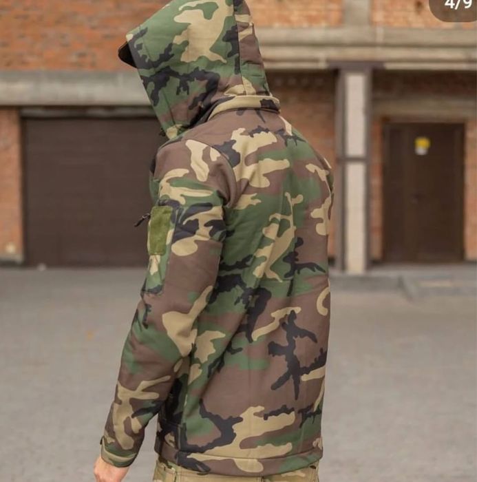 Куртка softshell осінь розмір S,M