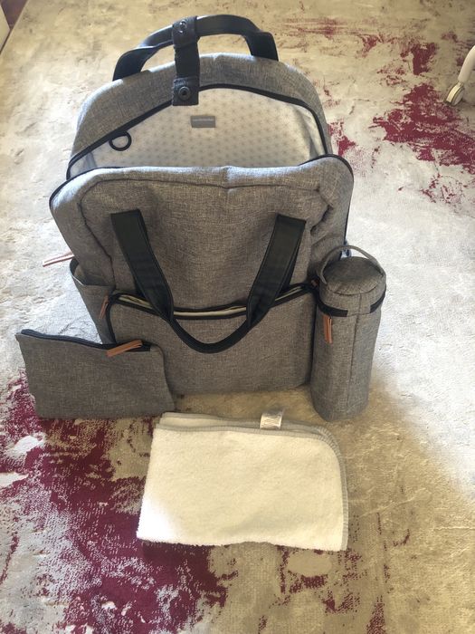 Mochila Muda-Fraldas + Porta Biberão