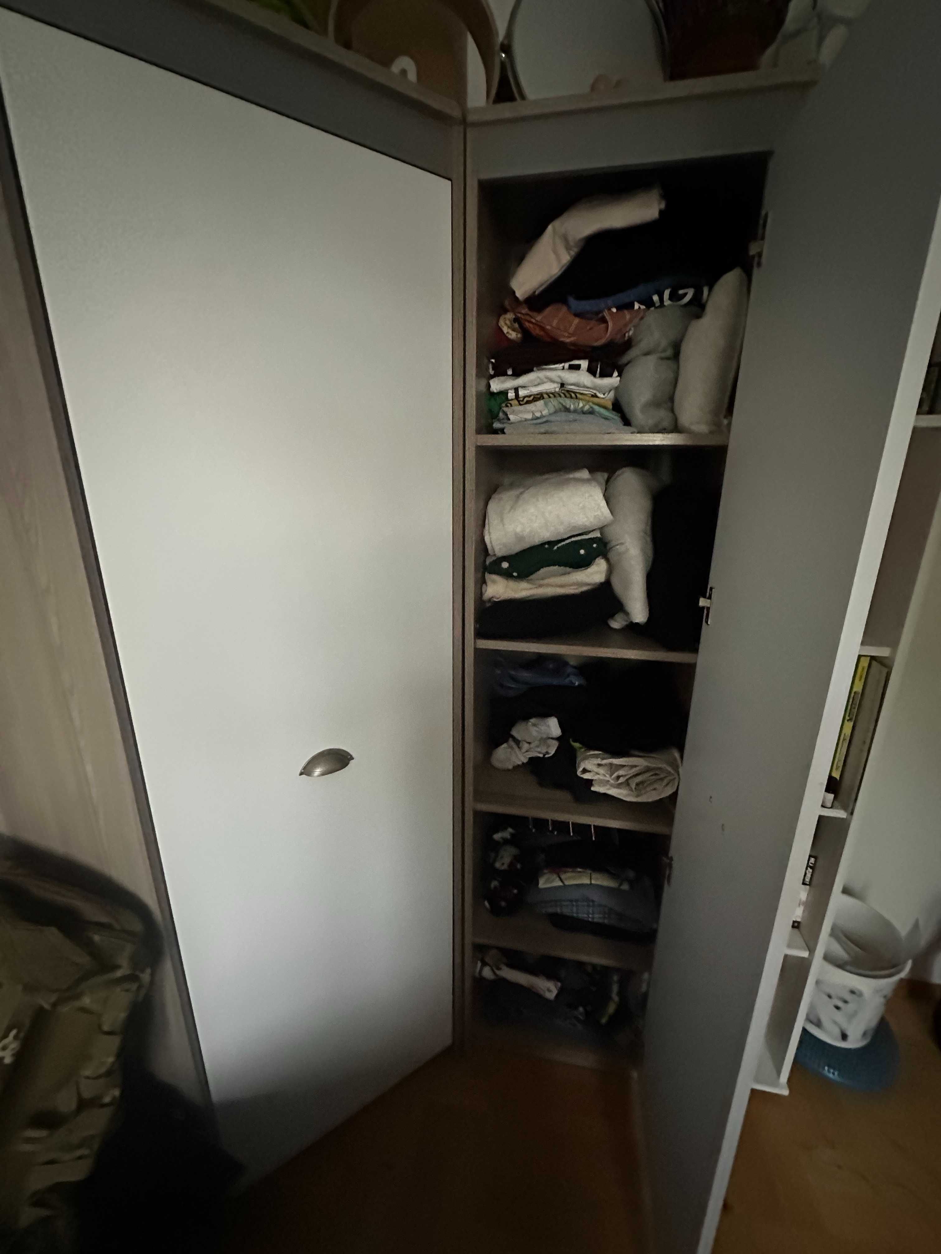 Szafa w pokoju dziecięcym