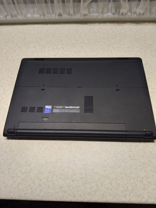 Ноутбук Dell Latitude 3570 i5-6200 2,7Ггц DDR4 8Gb
