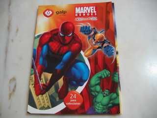 caderneta completa Marvel herois - tazos