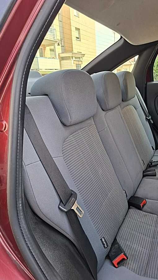 Fiat Linea 1.4 Benzyna Przeb- 158 tyś.km , 2 kpl. opon Zadbany 2009 r