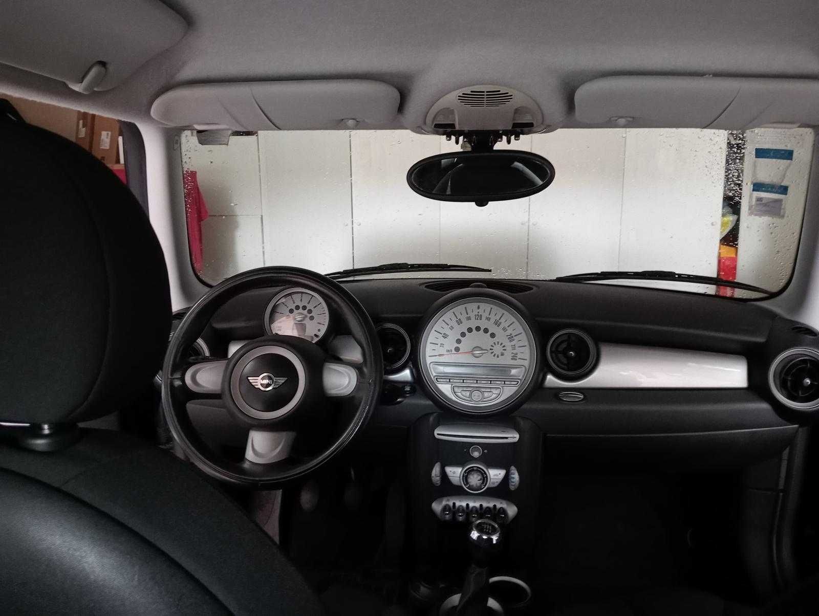 MINI 3 Portas One 1.4
