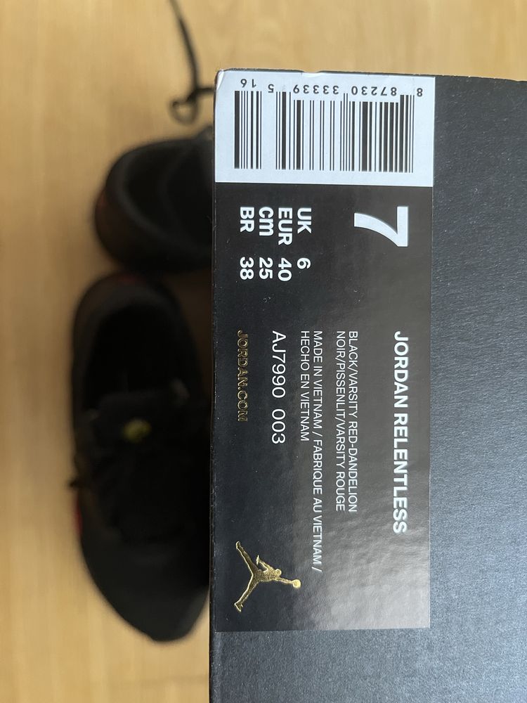 Buty Nike Air Jordan Relentless rozmiar 40