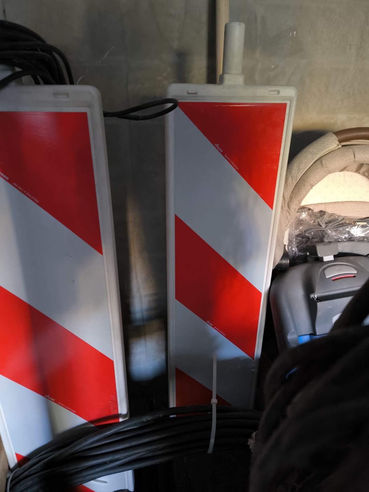 Tablica drogowa z podstawą