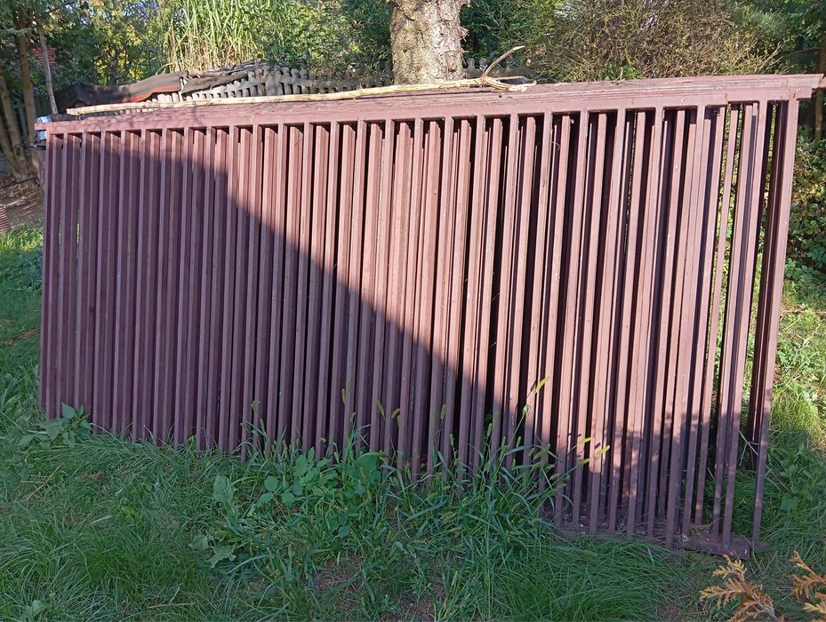 Przęsła ogrodzeniowe z profil zamkniety