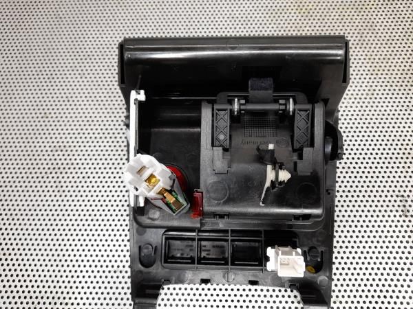 Cinzeiro VOLKSWAGEN Golf V (1K1)