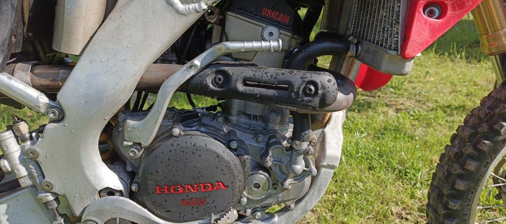 Honda crf 2005 05r