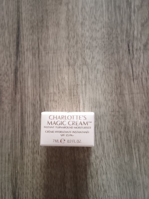 Charlotte's magic cream spf 15 o pojemności 7 ml