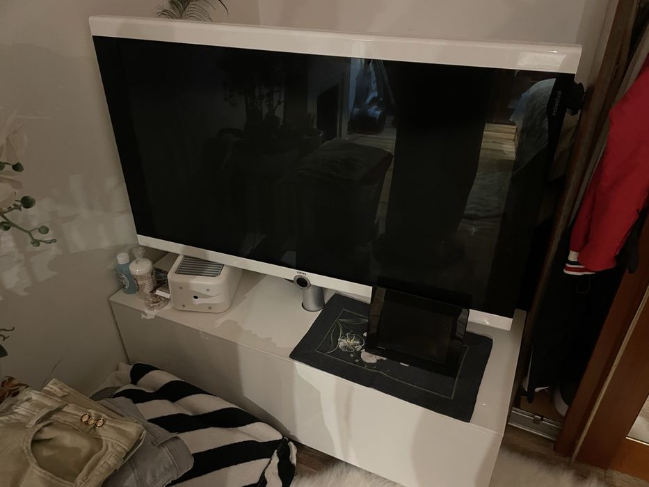 Telewizor Loeve individual (Niemiecka marka)