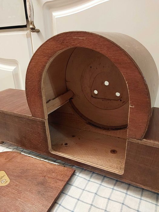 Zegar kominkowy VEB Piko Fm Sonnenberg. Skrzynia zegara NRD.