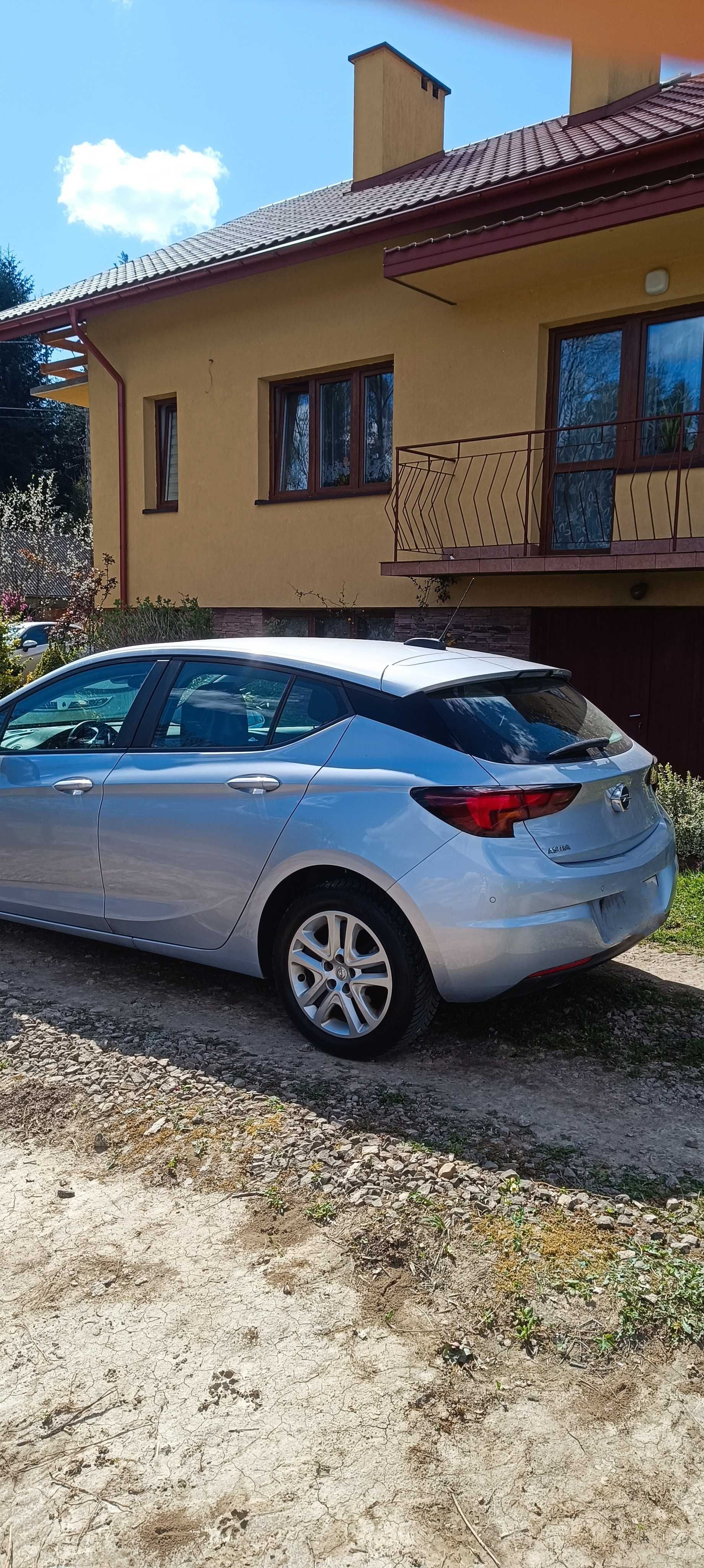 Astra k Turbo benzyna 2016