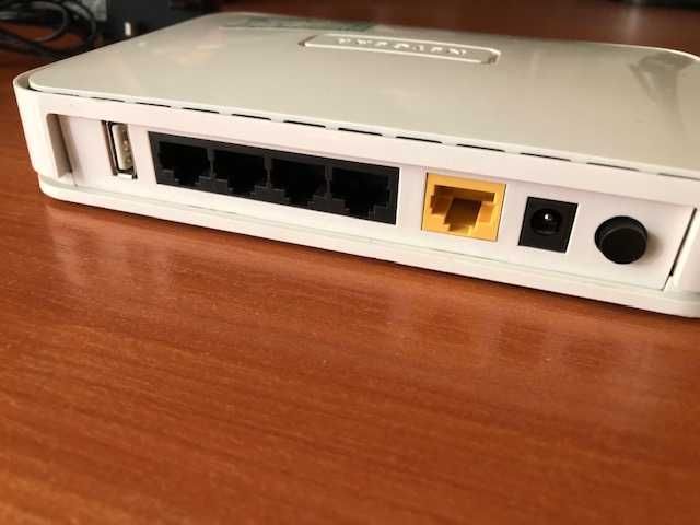 Беспроводной (wi-fi) роутер Netgear WNR2200 N300