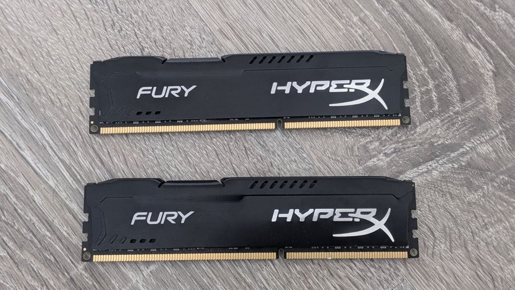 Kingston Fury DDR3 16G 1866