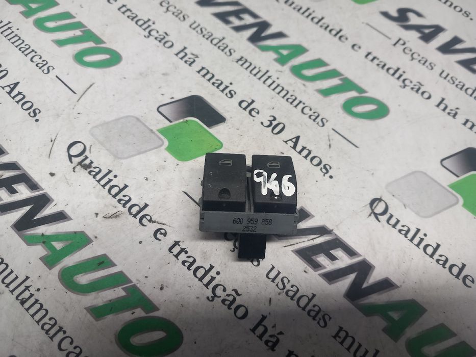 Comando / botão / interruptor vidros frente esquerdo VOLKSWAGEN Polo (