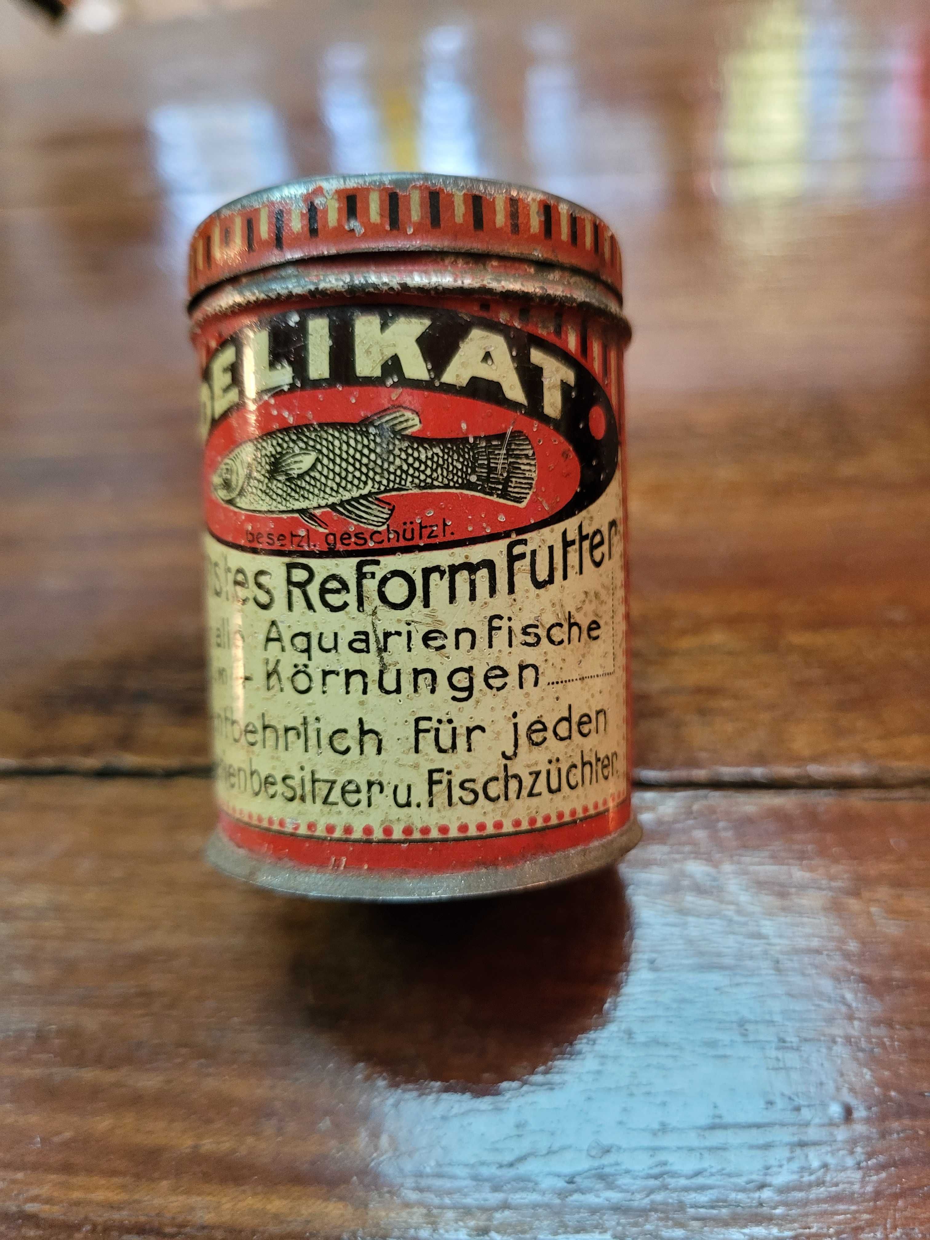 Stara przedwojenna puszka pokarm dla rybek Delikat
