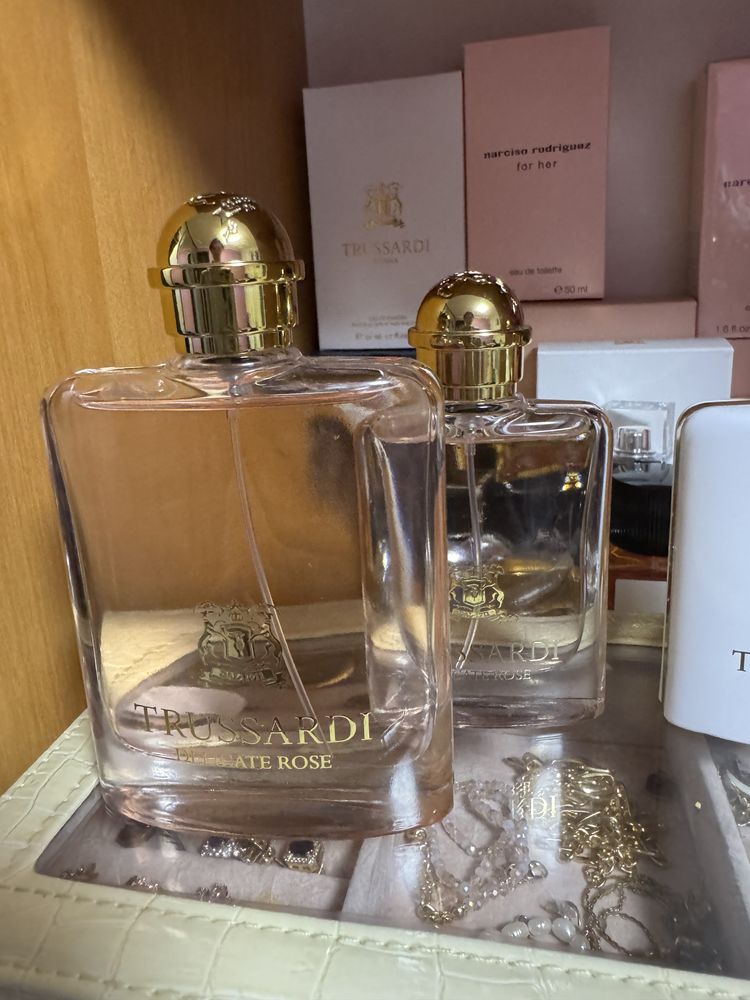 Парфюмерия Trussardi Donna и Delicate rose