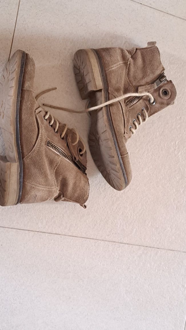 Botas camurça Tam 37