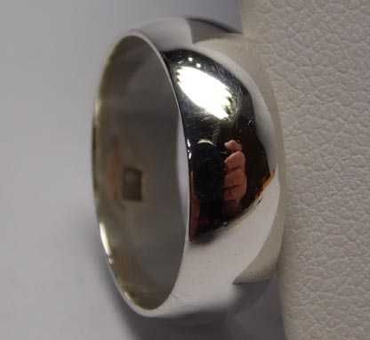 Srebrna gładka półokrągła obrączka  R.12. 6 mm.