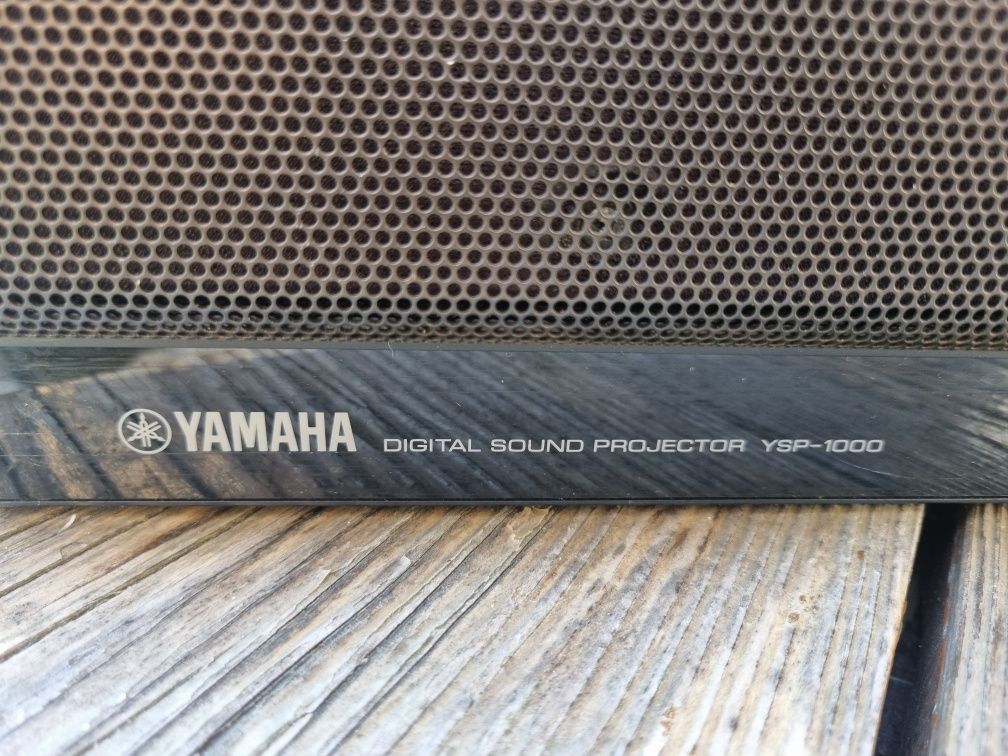 Sounbar Yamaha YSP-1000 + subwoofer YST-FSW100