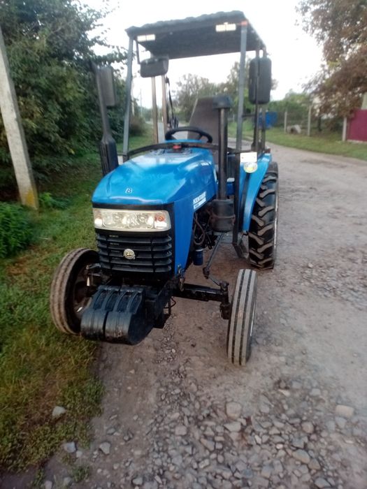 Продам трактор з навісним в хорошому стані