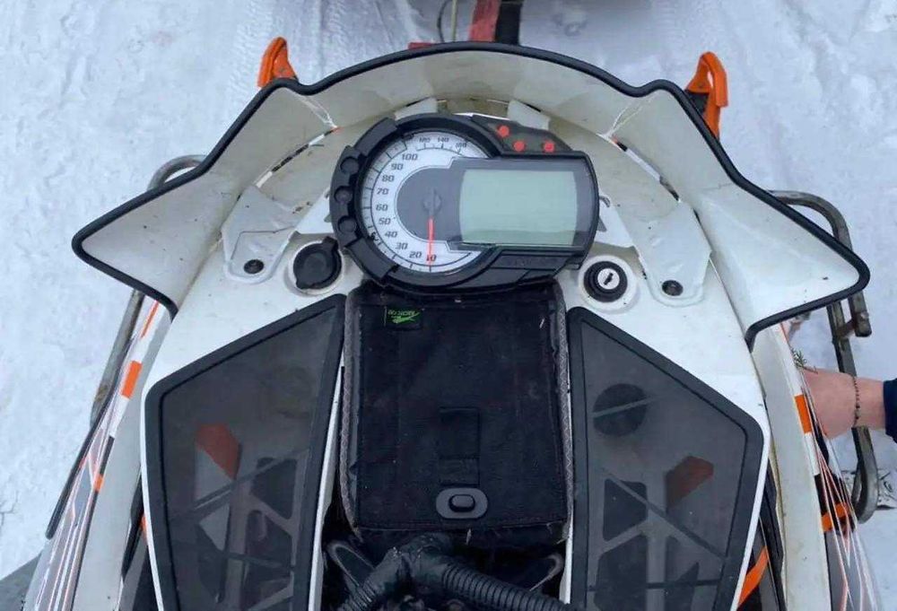 Продам Arctic cat XF 2015