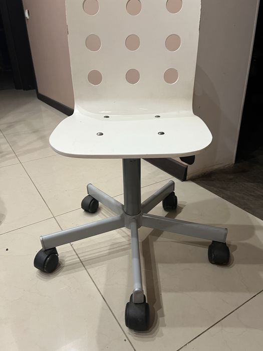 Стілець дитячий