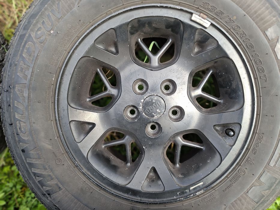 Felgi z oponami Jeep