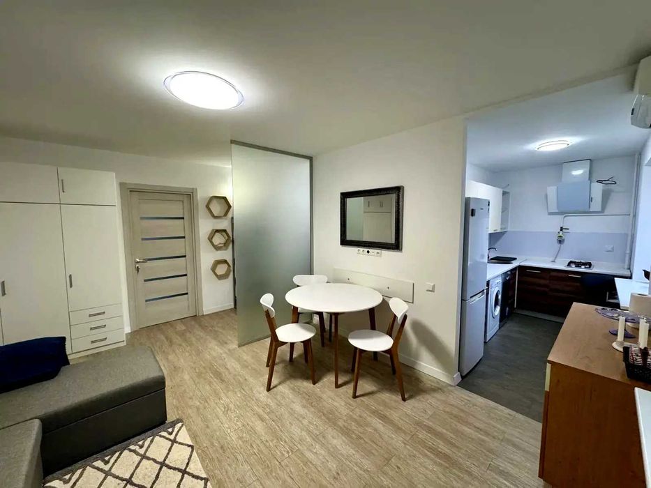 Пропонується в довготривалу оренду квартира на Подолі.