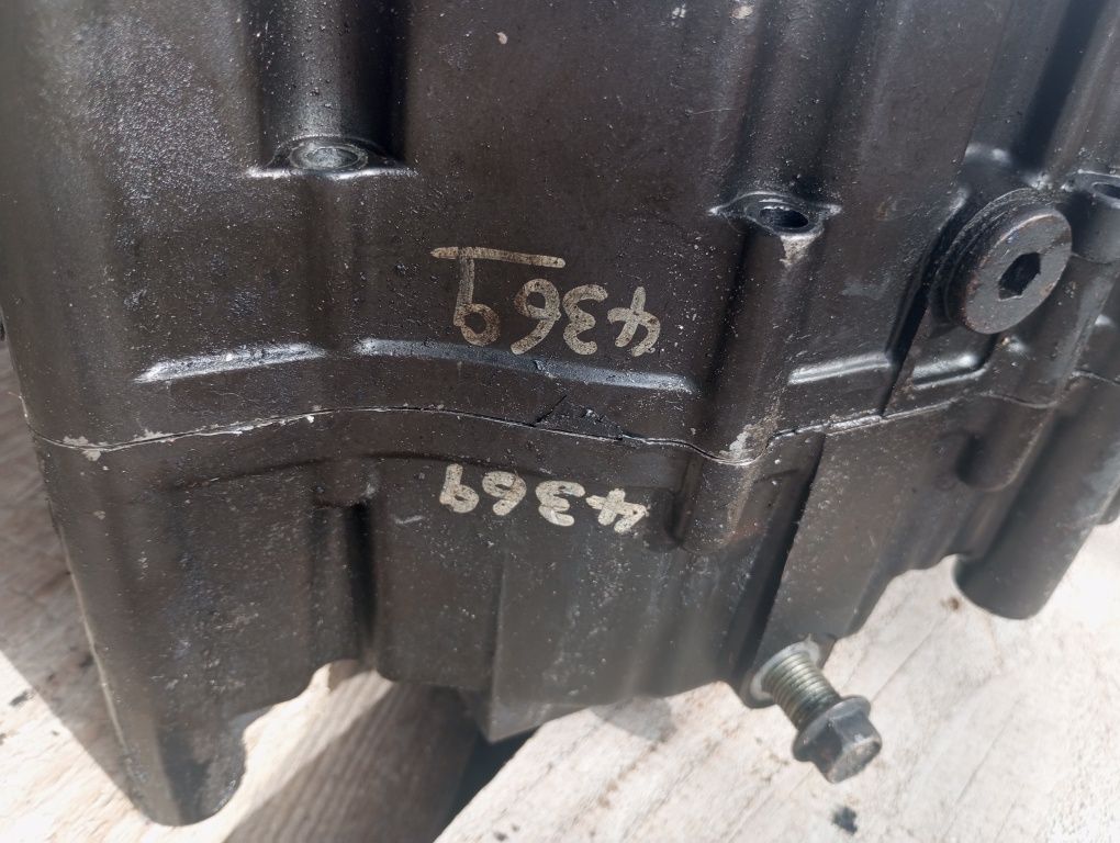 Kartery obudowa prawy lewy silnika silnik Suzuki sv 650 99 - 02r 1.C4