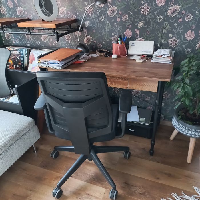 Fotel krzesło obrotowe marki Raya 21