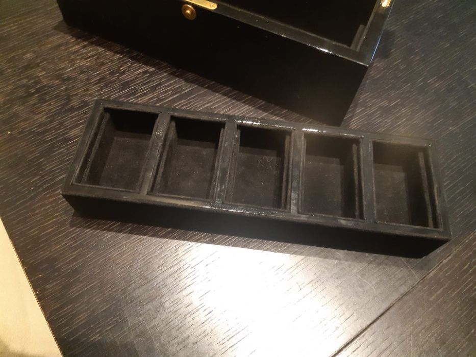 Novo Preço: Estojo Relógios Em madeira