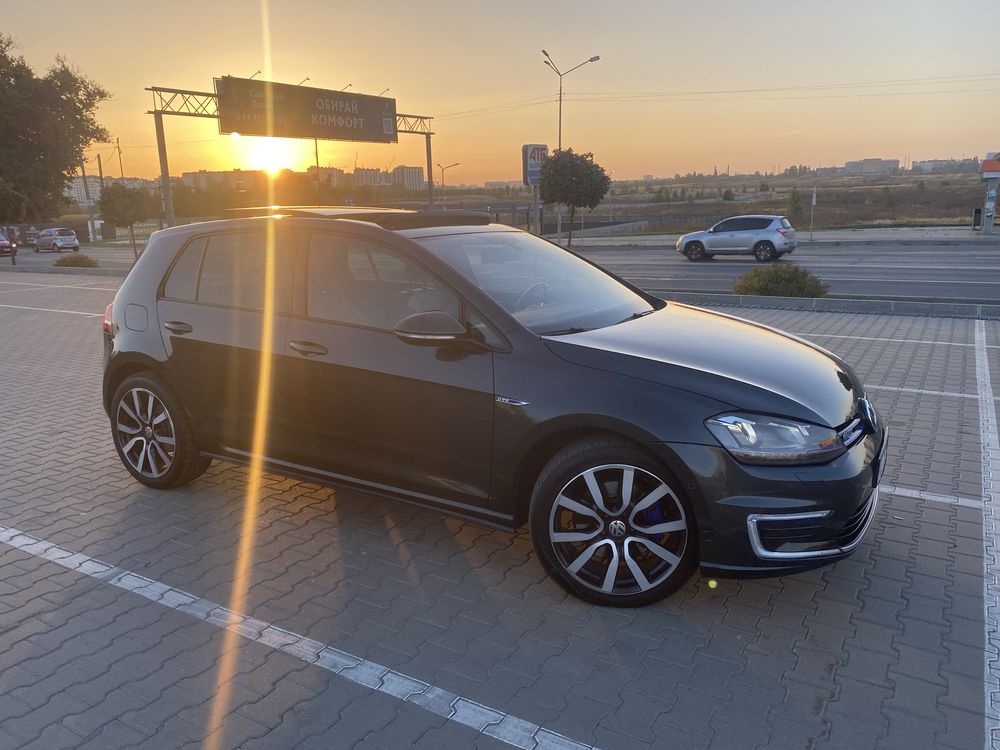 Volkswagen golf GTE