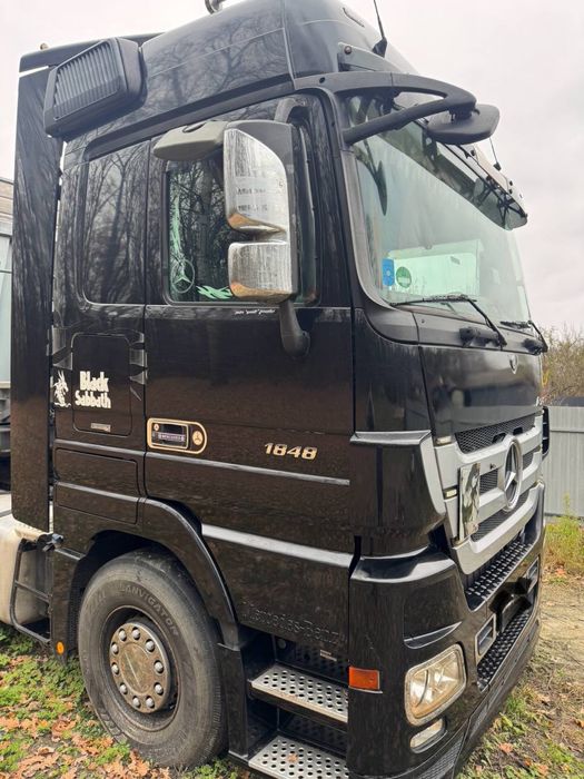 Продам Mercedes Actros 1848