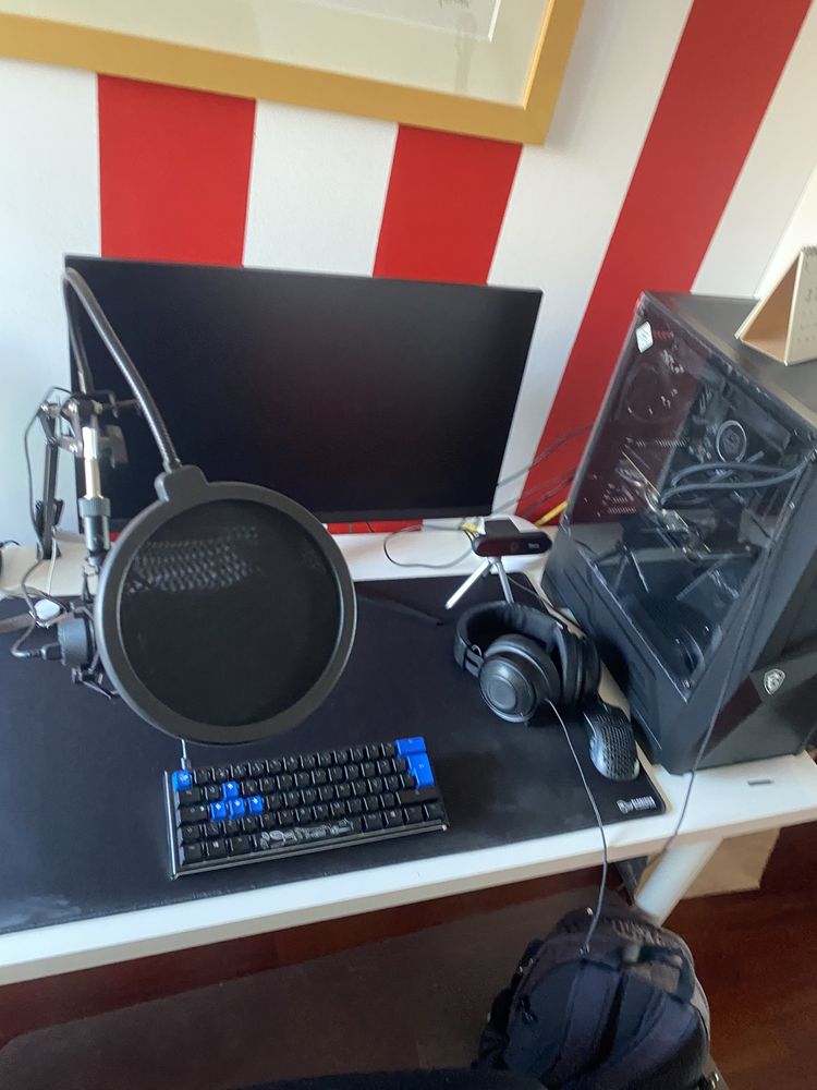 Vendo setup Gaming , tudo novo o setup em si vale mais de 2000