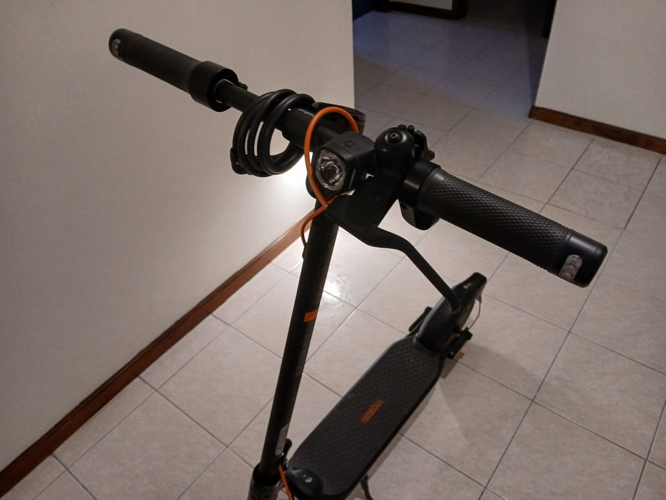 Trotineta elétrico ninebot