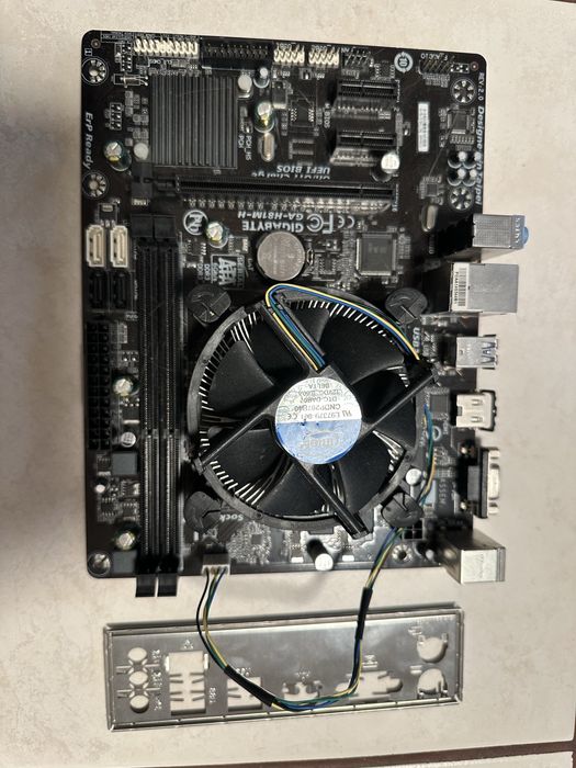 Gigabyte GA-H81M-H (rev. 2.0) / DDR3