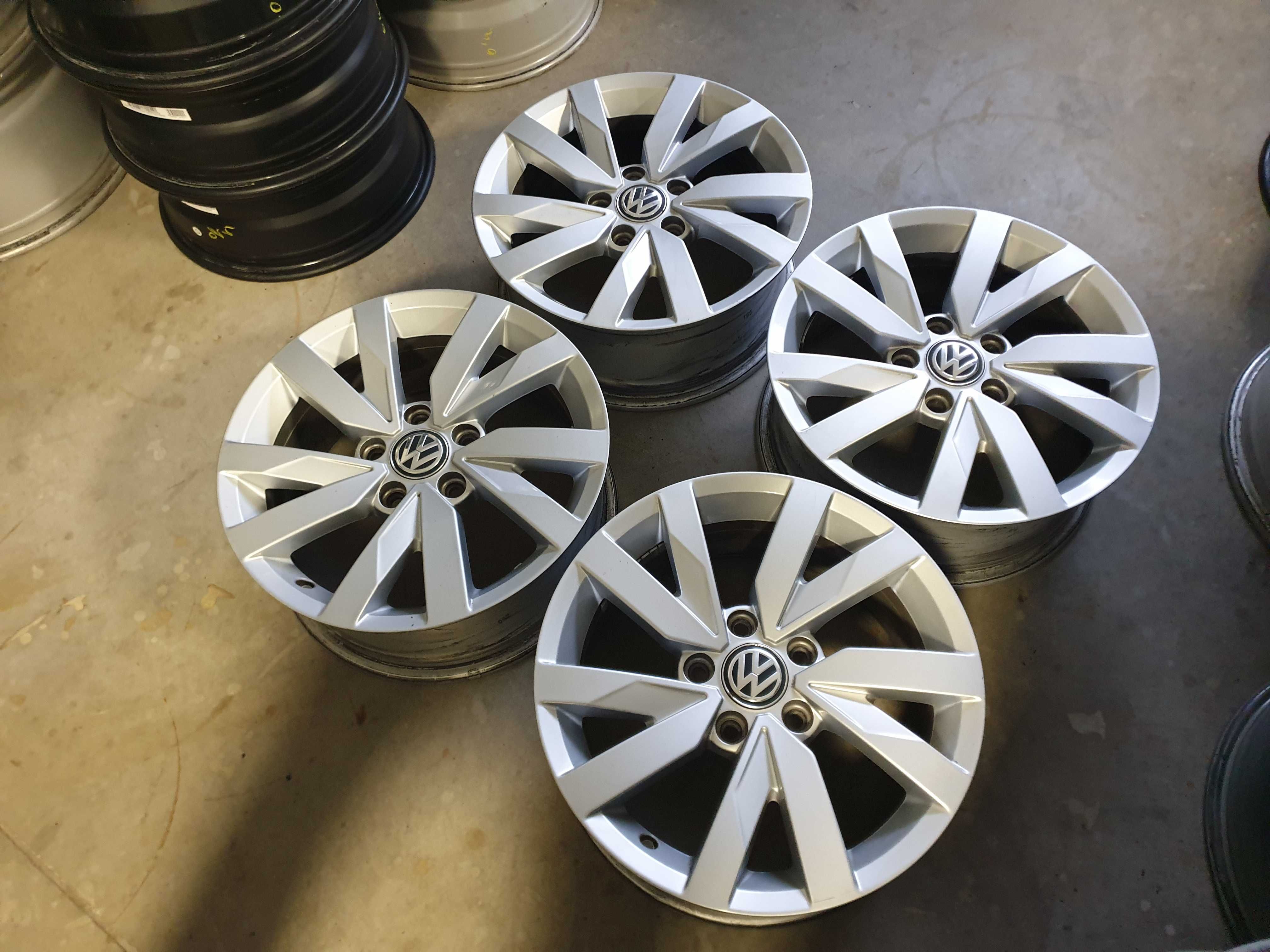 Alufelgi 16" VW Golf VII Passat b6 b7 b8 Caddy Touran Sharan T4 5x112