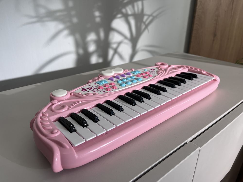 Дитячий синтезатор рожевий