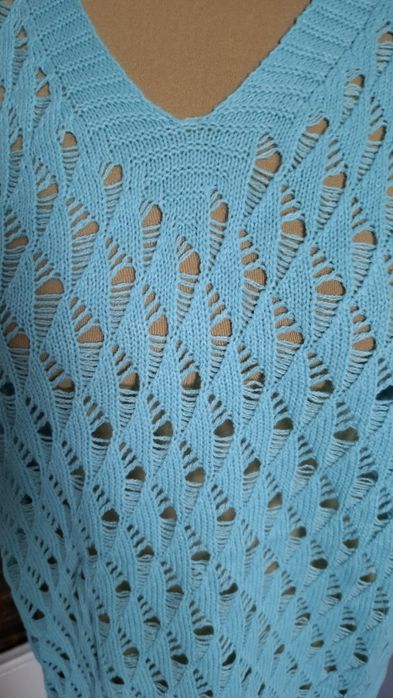 Bluzka damska ażurowa.