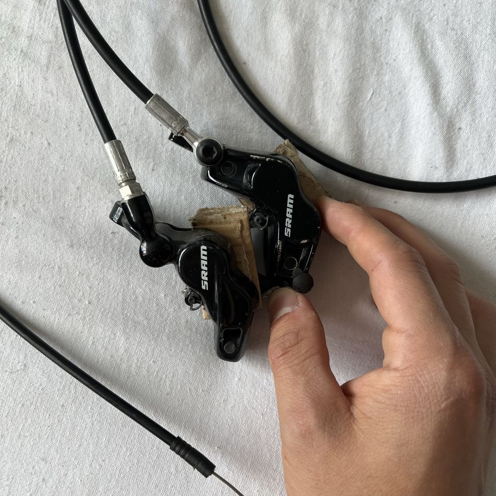 Hamulce sram guide r przód i tył