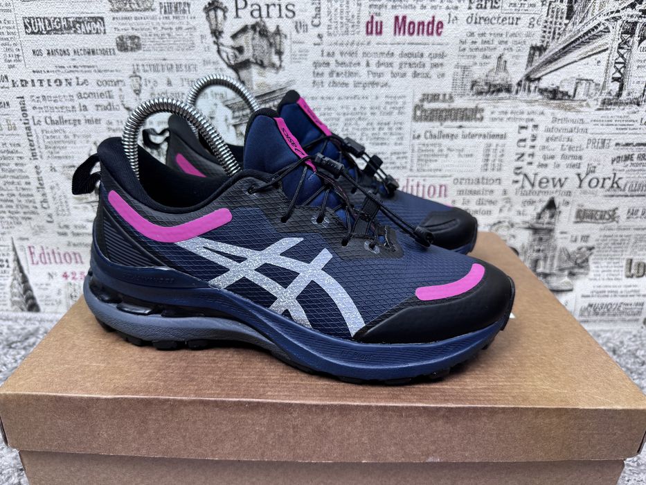 Кросівки Asics GEL-KAYANO 28 Розмір 38 / Original Взуття