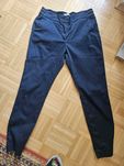 Granatowe spodnie damskie r.38 reserved
