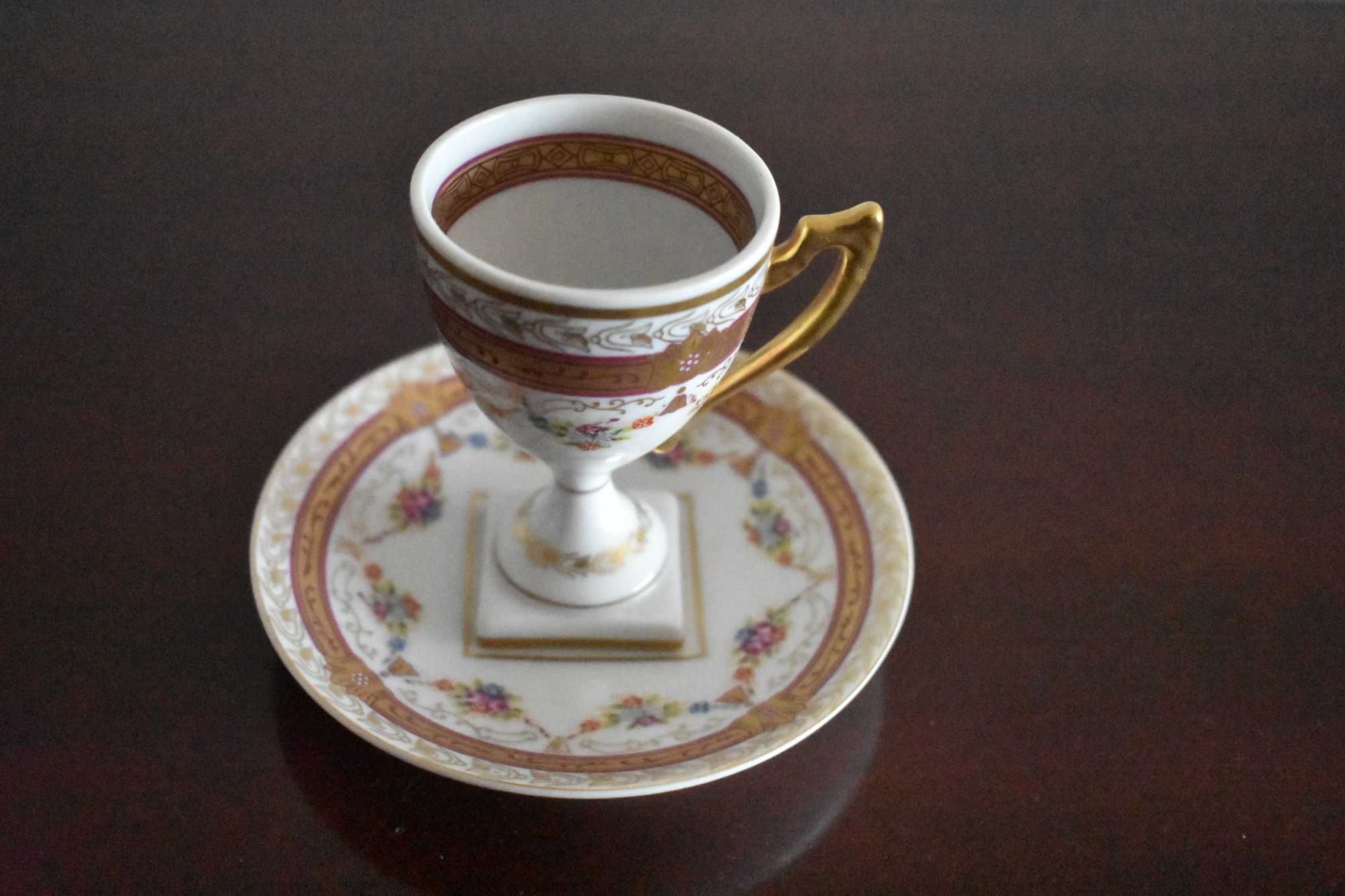 A Rota do Café - Conjunto de 11 chávenas - Maravilhas da Porcelana