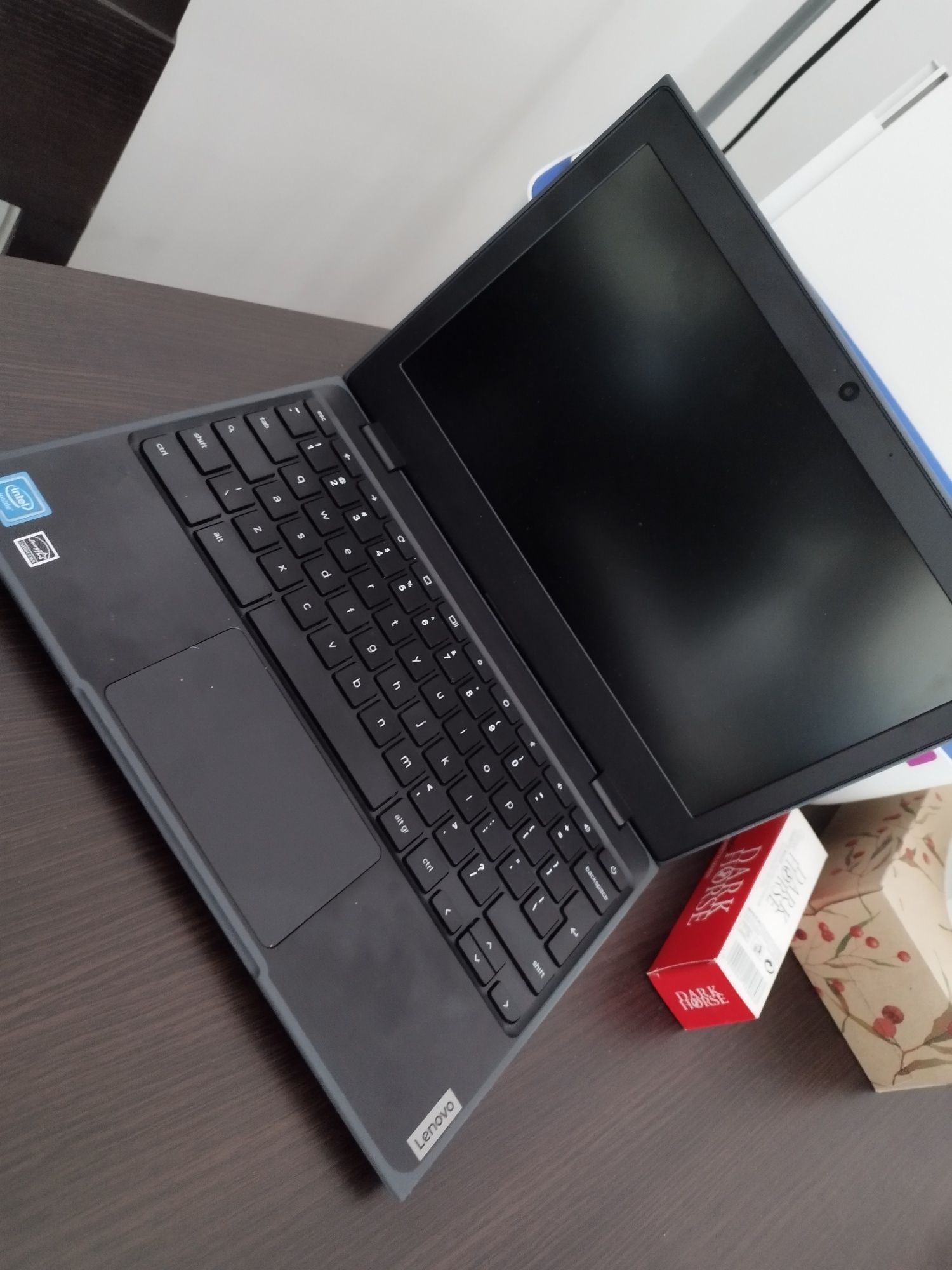 Chromebook Lenovo nowy