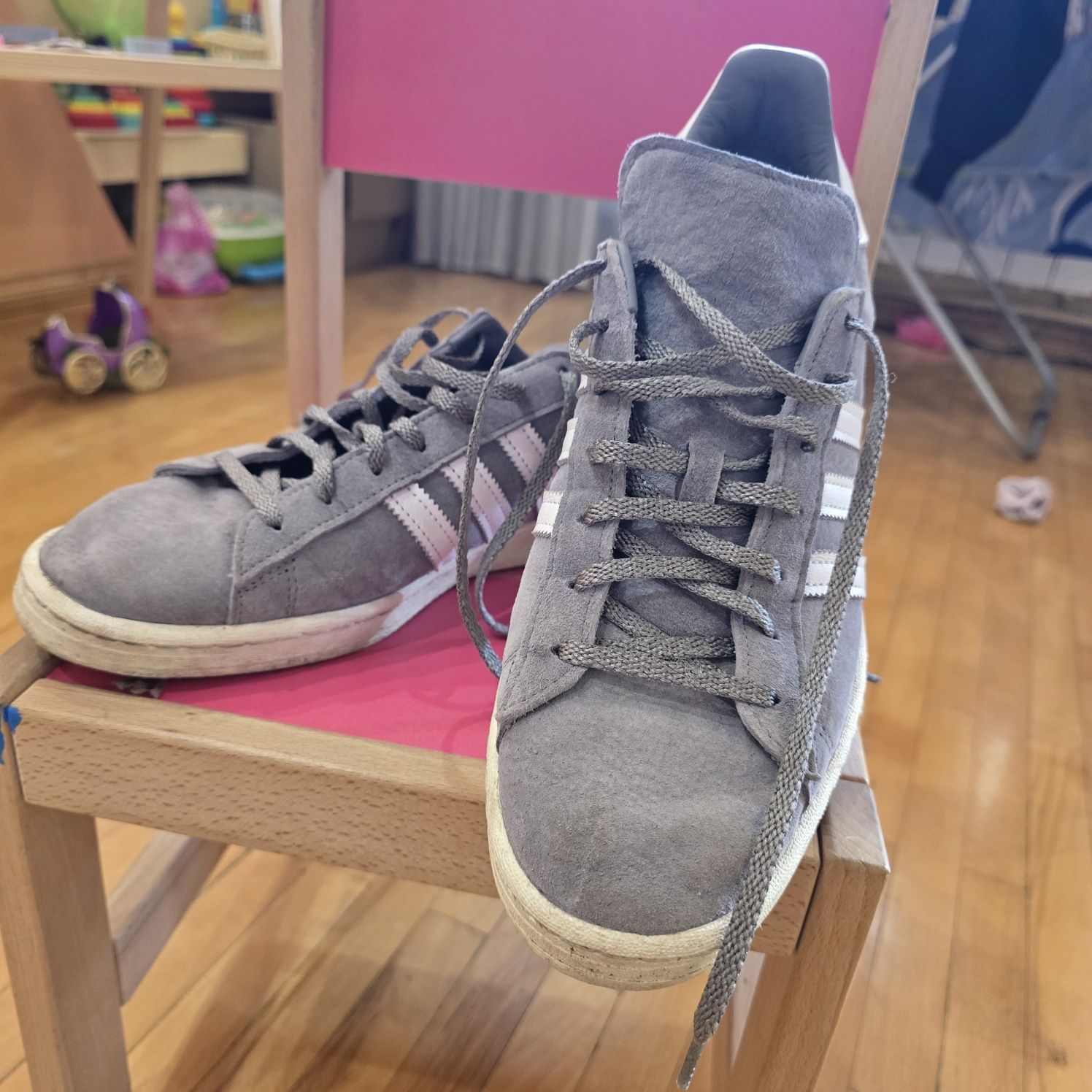 Продам кросівки Adidas originals CAMPUS 80s